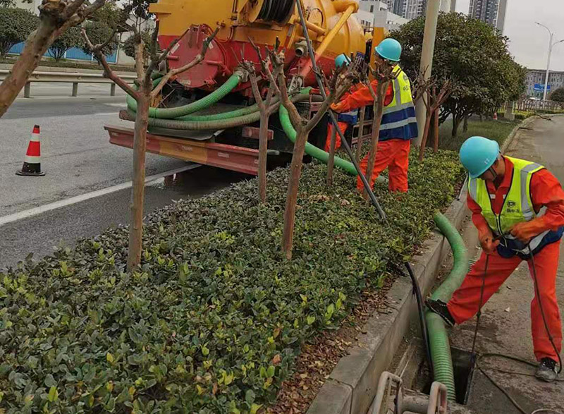 鞍山市政管道清淤